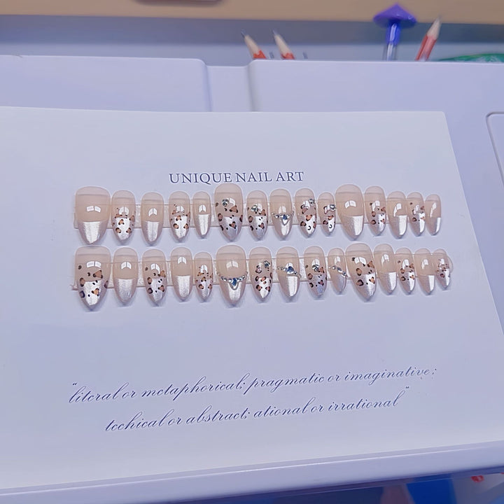 Unique Articulated Press-On Nail Set Kalsten