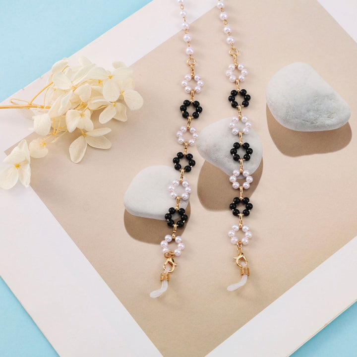 Elegant Beaded Eyewear Chain Kalsten