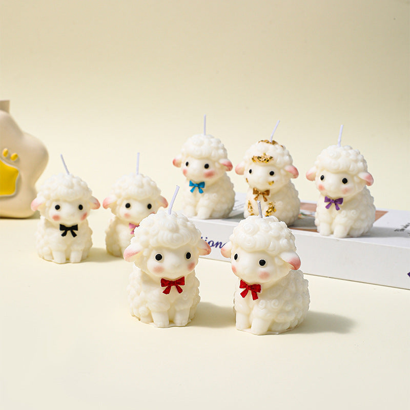 Decorative Lamb-Shaped Hand-Poured Wax Candle with Gold Flake Accent