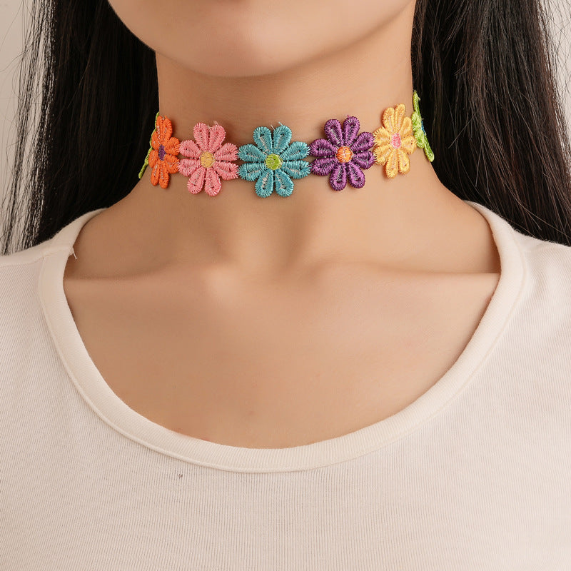 Blumen Choker Necklace Kalsten