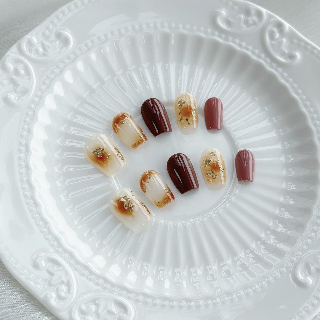Artistic Resin Press-On Nail Set