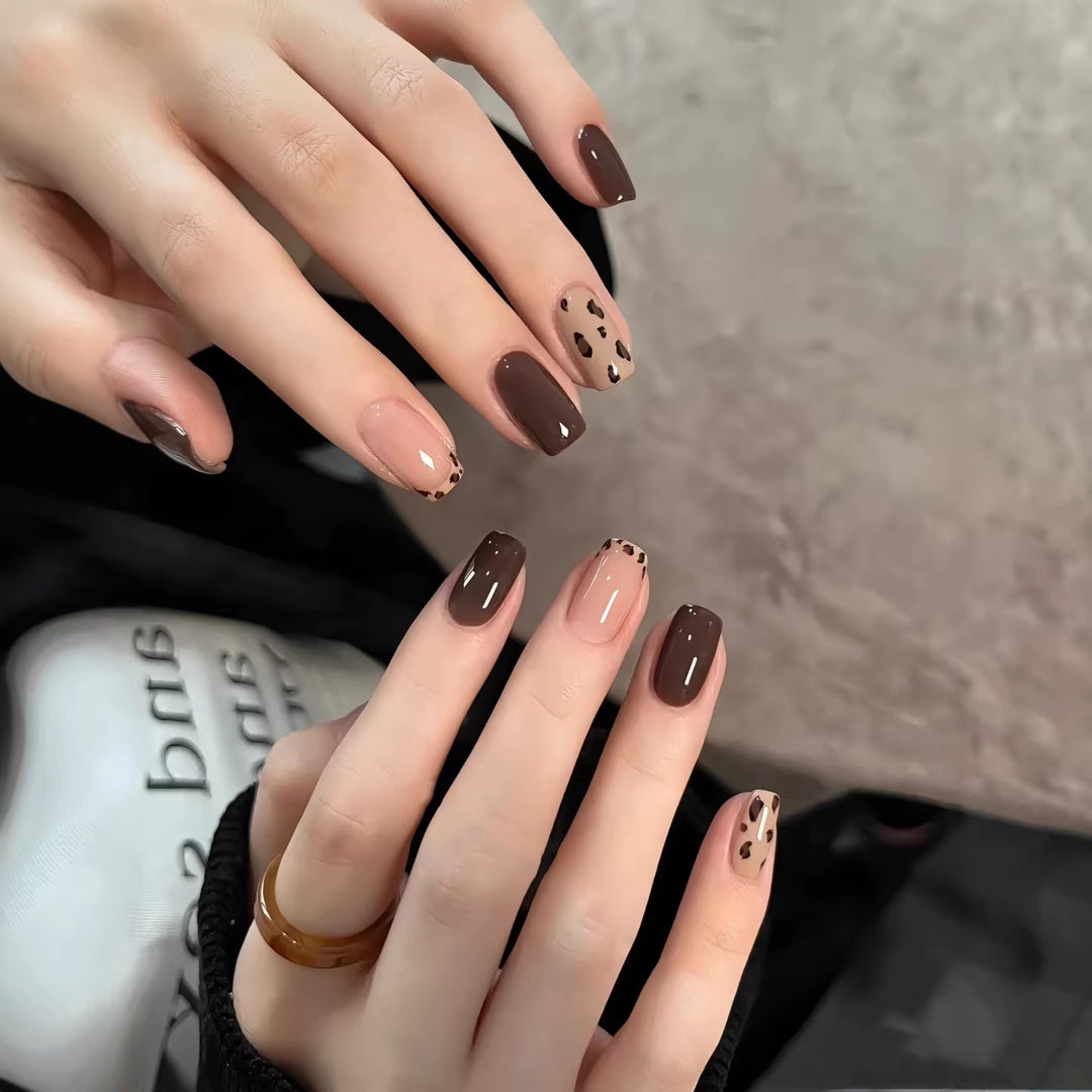 Artistic Leopard Print Press-On Nail Set