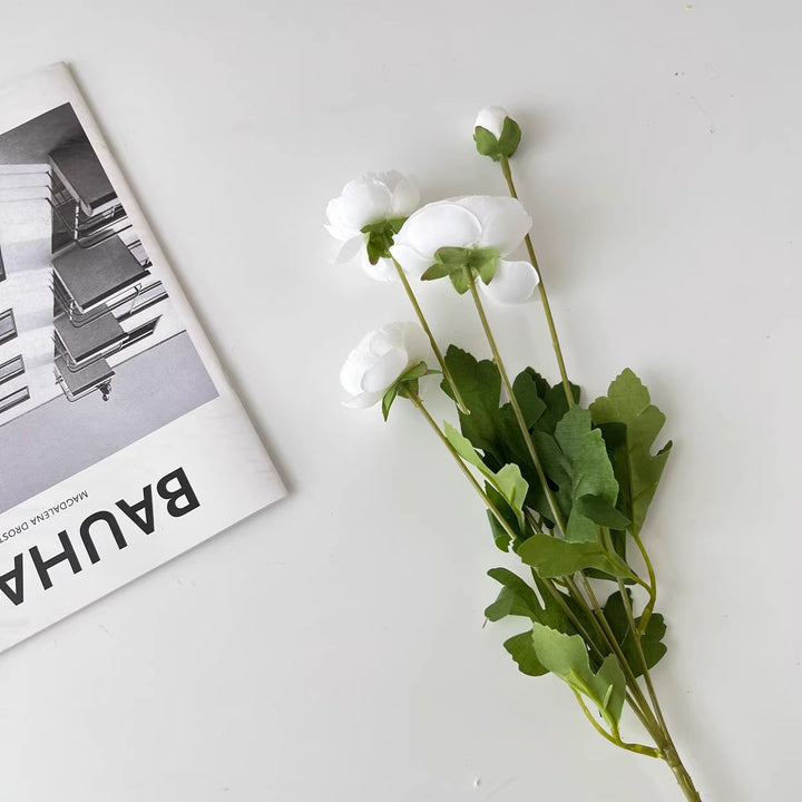 Lifelike Artificial Ranunculus Stem