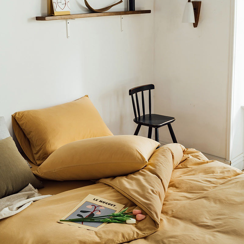 Bedding set made of breathable cotton percale with temperature-regulating processing
