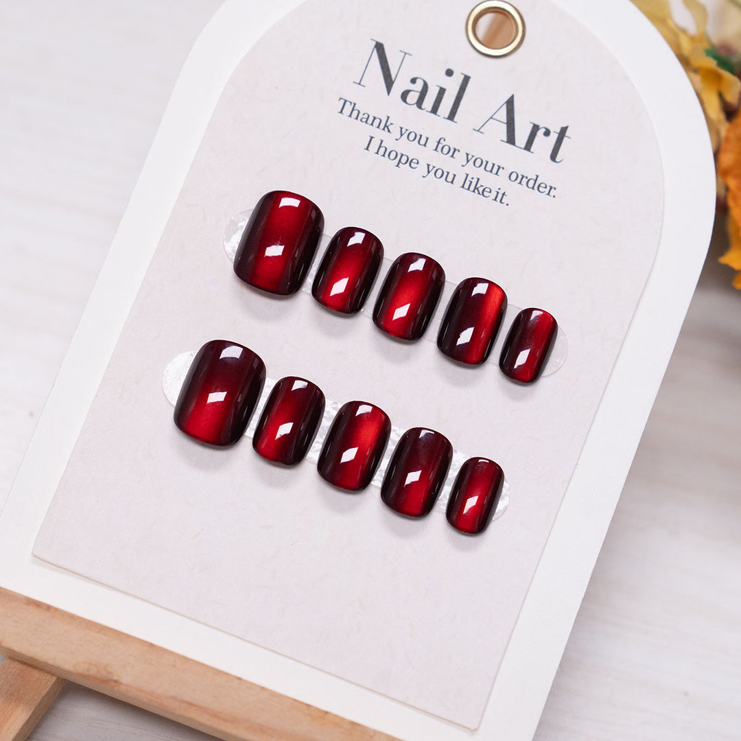 Glossy Long-Lasting Press-On Nails
