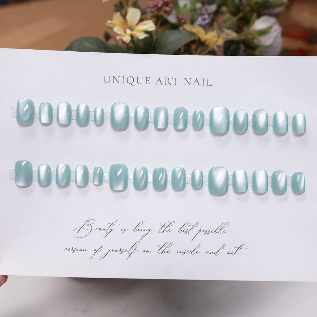 Elegant Press-On Nail Set with Unique Art Design