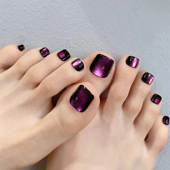 Glittery Gradient Toenail Art