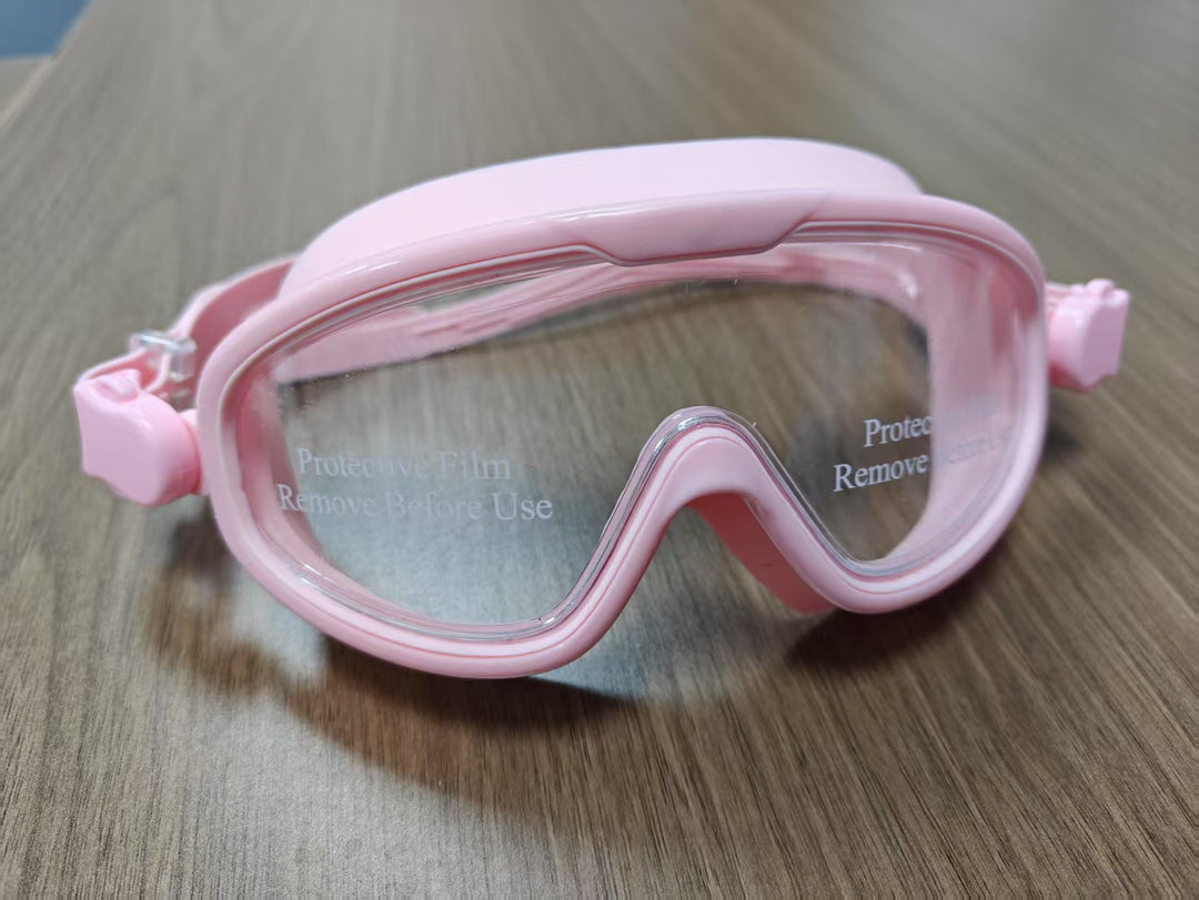 Swim protection mask with clear field of vision and comfortable fit Kalsten