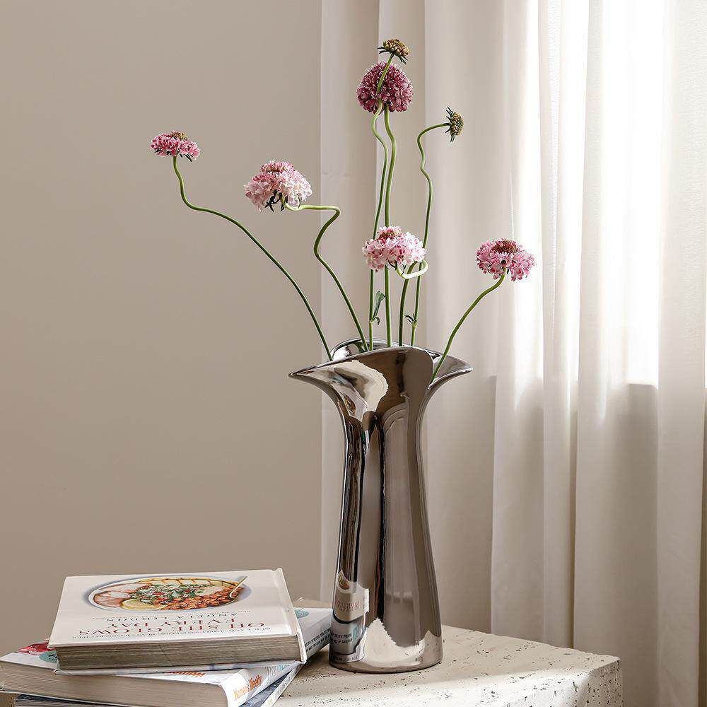 Modern Polished Ceramic Vase