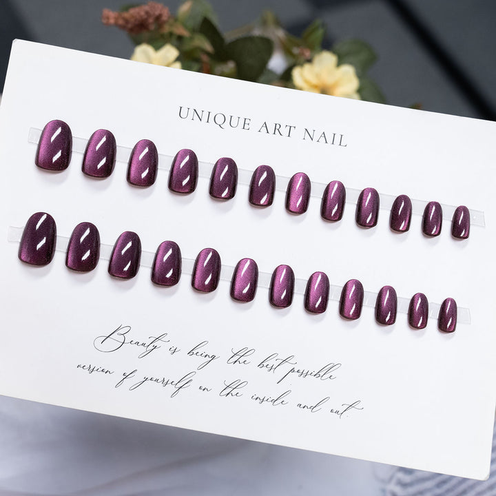 Glossy Press-On Nail Art Set