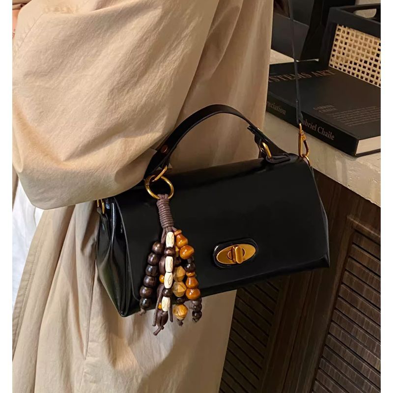 Elegant Portable Handbag Kalsten