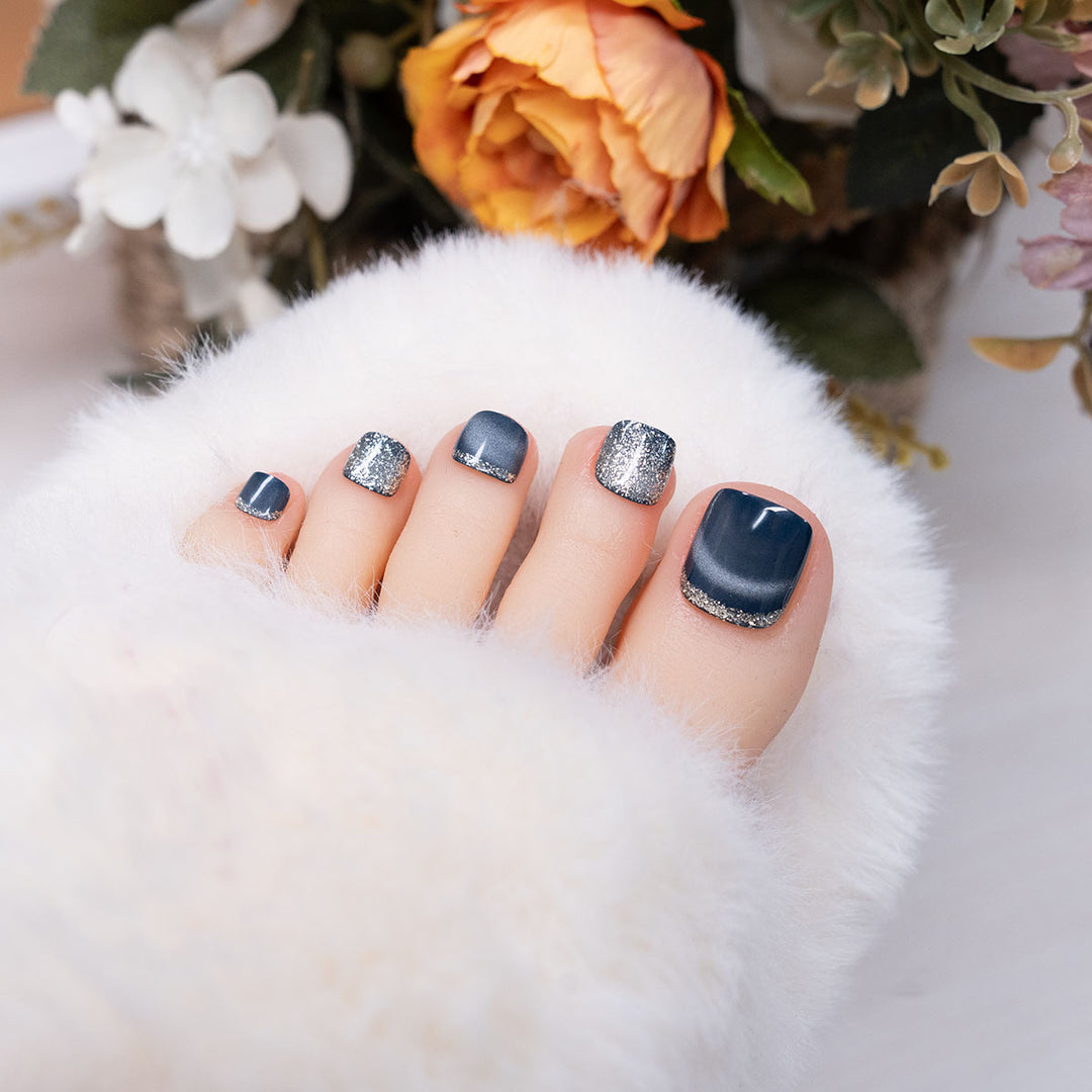 Sparkling Glitter Gel Toe Nail Art
