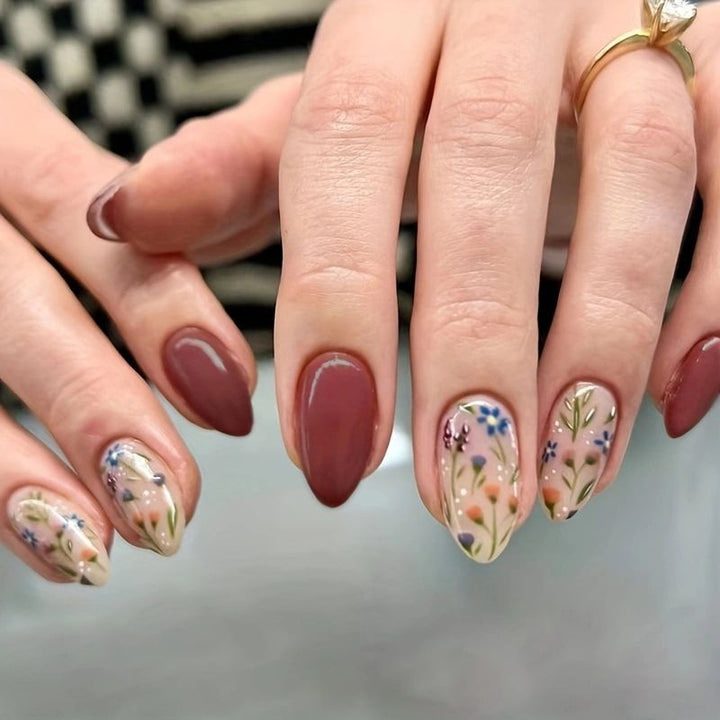 Floral Embellished Nail Art Set Kalsten