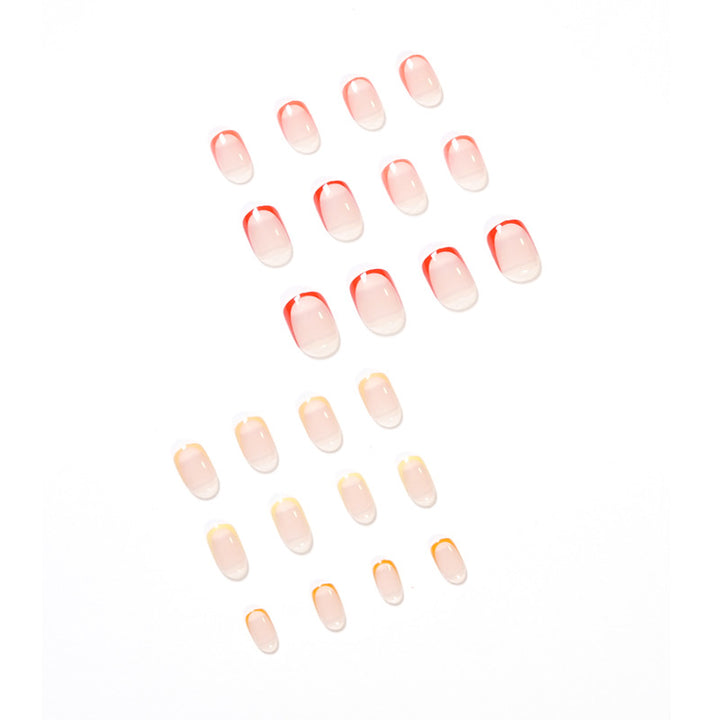 Artful nail art with soft color gradients Kalsten