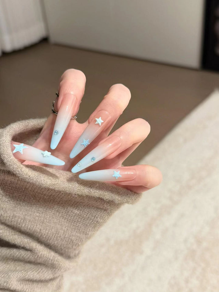 Star-Accented Stiletto Press-On Nail Art