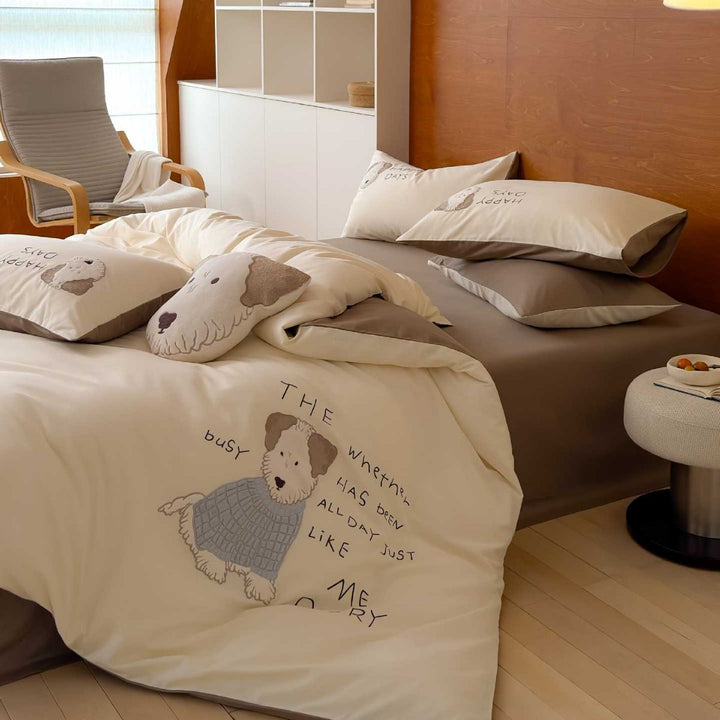 Children's bedding set with embroidered dog motifs and extra soft cotton satin
