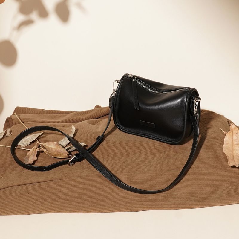 Smooth Leather Crossbody Purse Kalsten