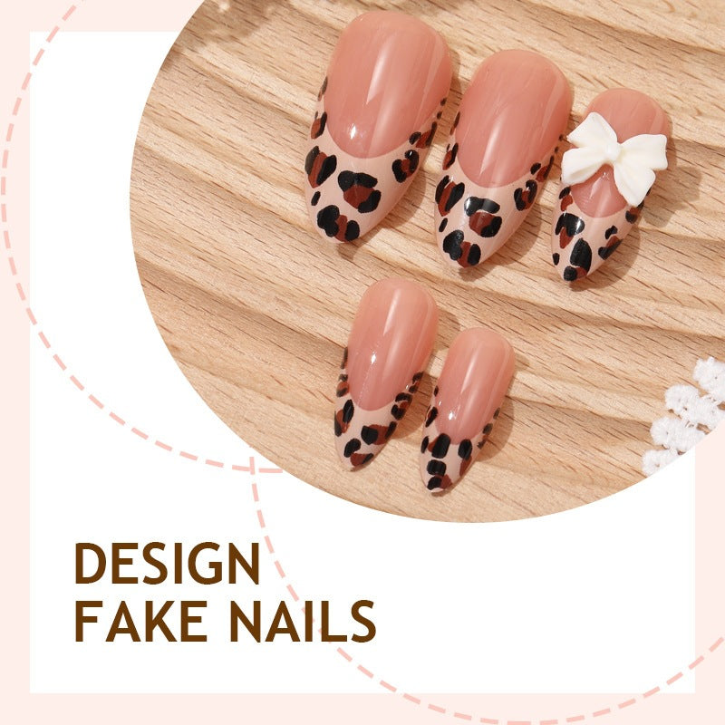 Acrylic nail set with glamorous leopard patterns Kalsten