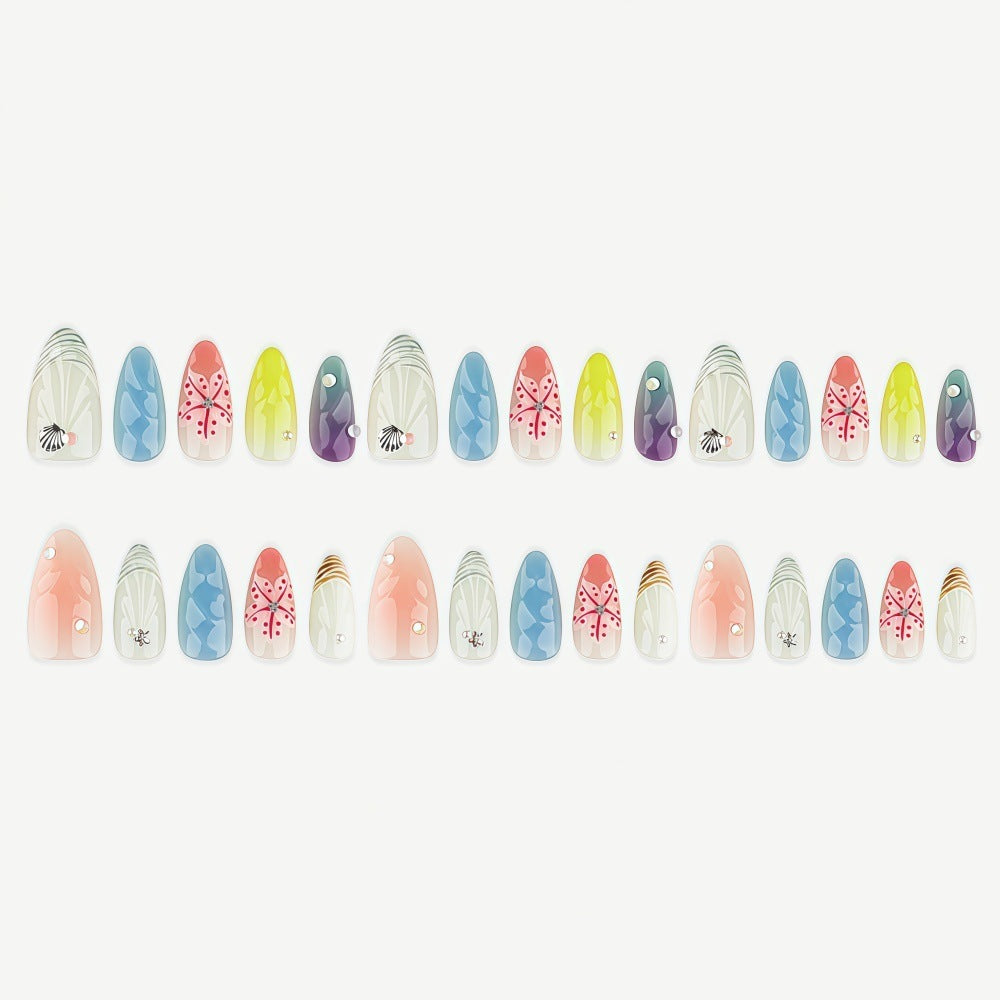 Artificial nails in creative floral design Kalsten
