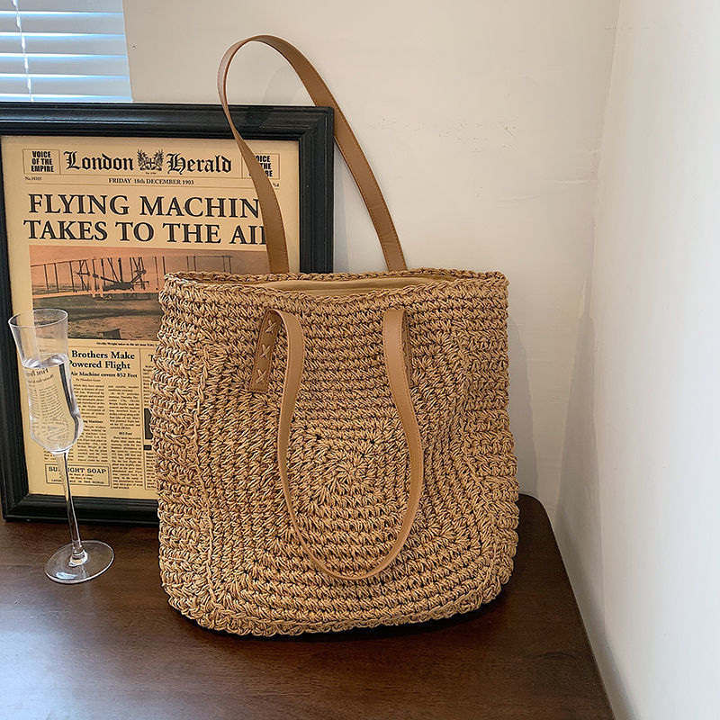 Handmade Tote Bag Made of Woven Natural Material Kalsten