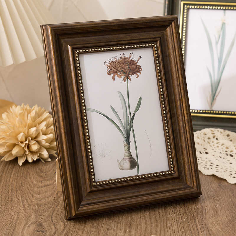 Elegant Decorative Wall Art Frame