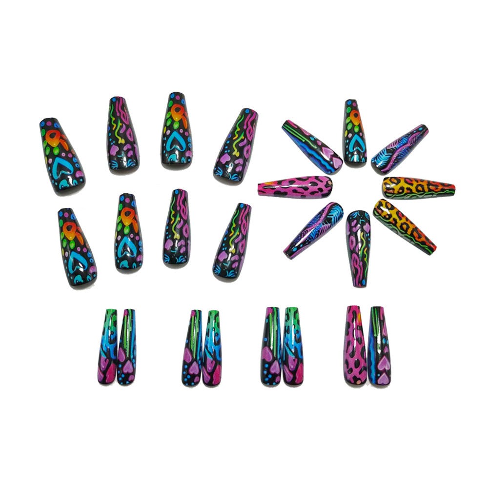 Nail art in colorful neon design Kalsten