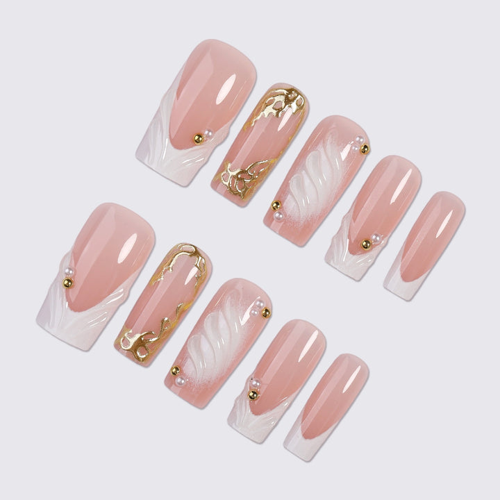 Nail art set with elegant 3D decorations and golden accents Kalsten