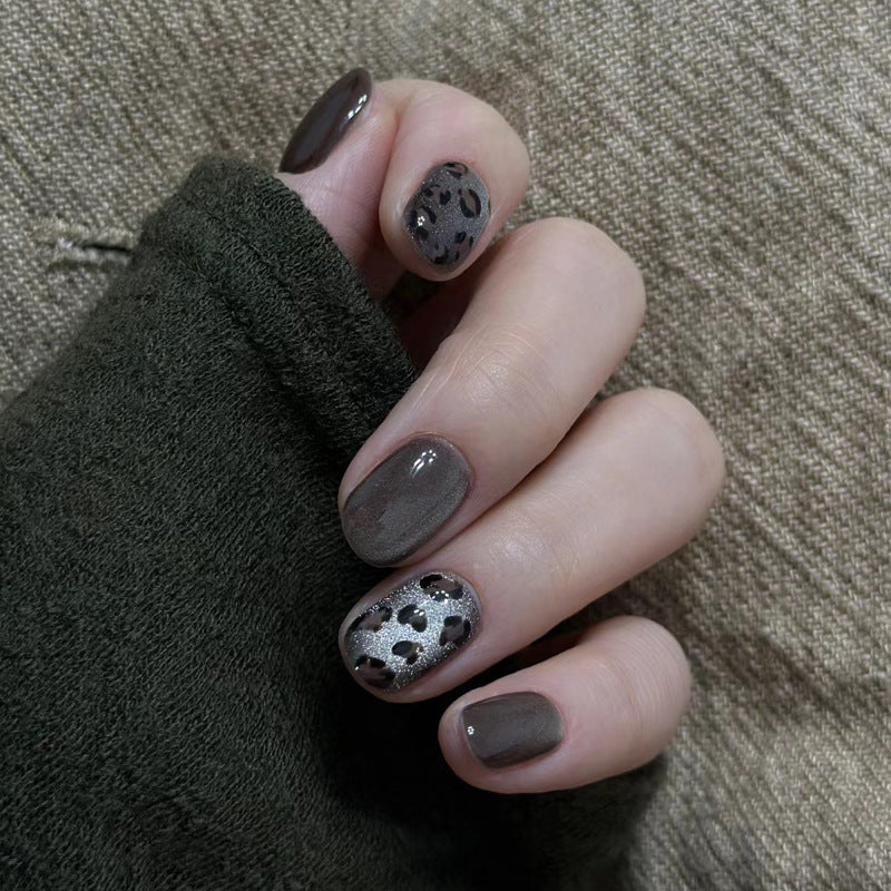 Glamorous Press-On Nail Set with Decorative Gemstone Accents Kalsten