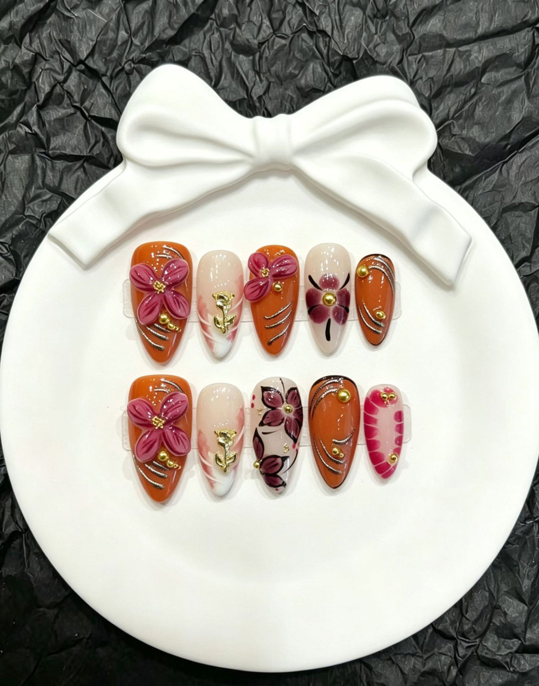 Artisan Floral Press-On Nail Set