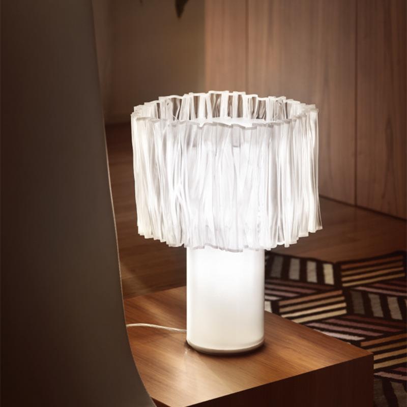 Elegant Textured Table Lamp