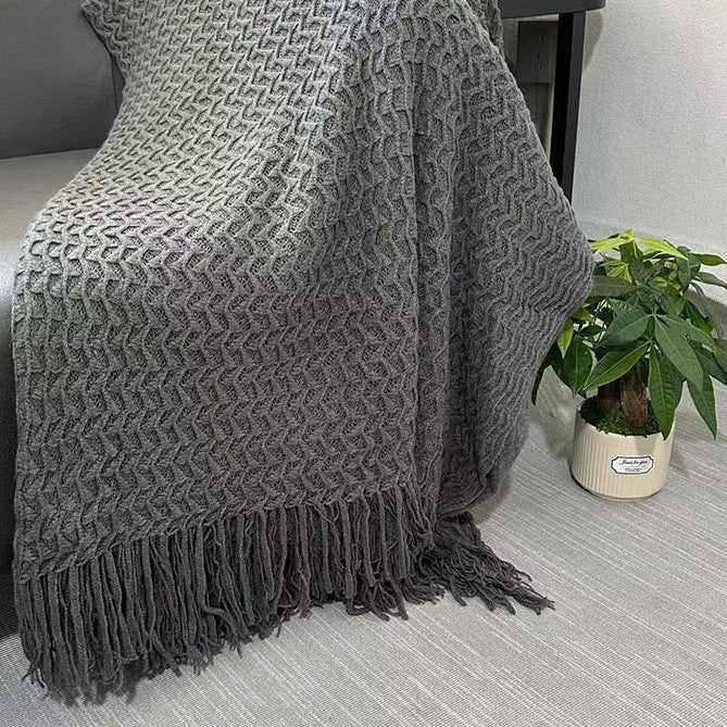 Cozy Knit Blanket Kalsten