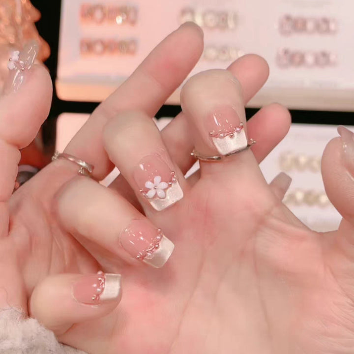 Decorative Floral Nail Art Extensions