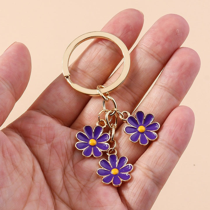 Keychain with Three Playful Daisies Kalsten