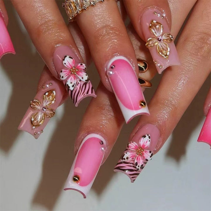 Artificial nail set with floral and glamorous decorations Kalsten