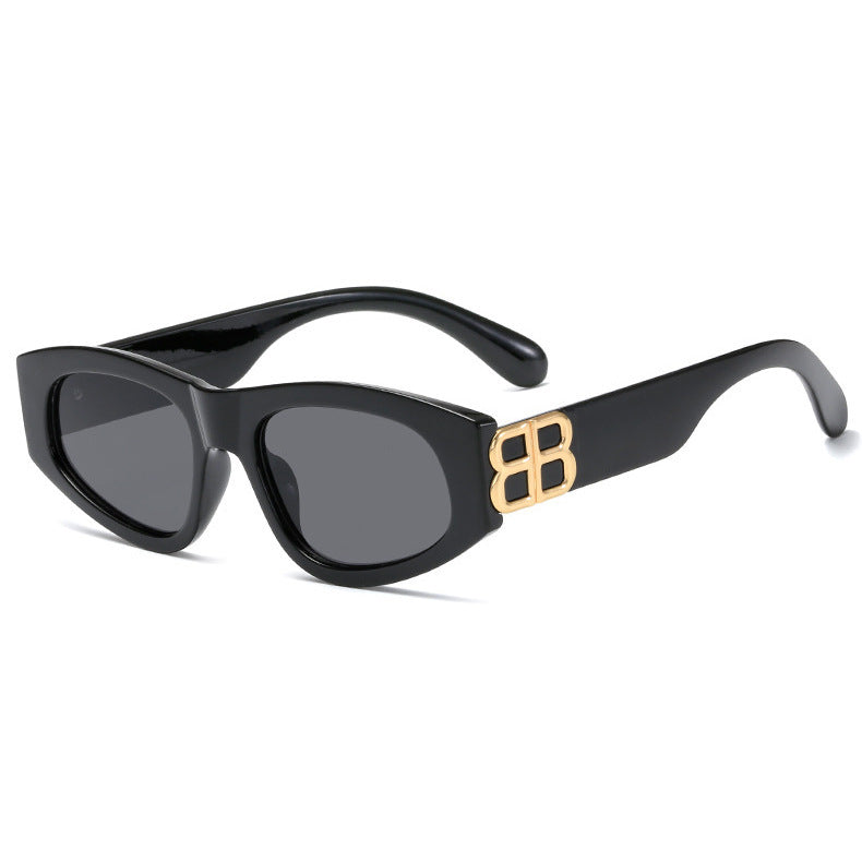 Women stylish fashionable sunglasses with distinctive frame Kalsten