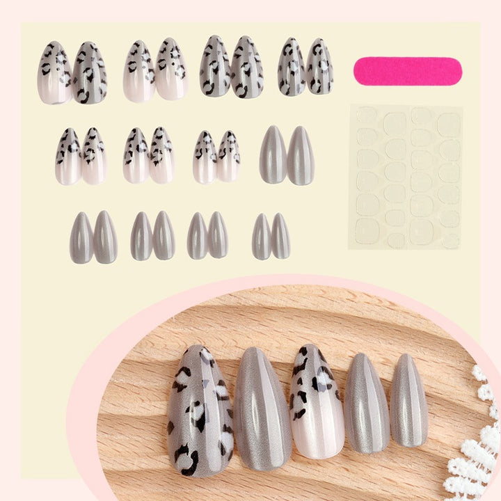 Nail art set with fashionable leopard patterns and elegant shades of gray Kalsten