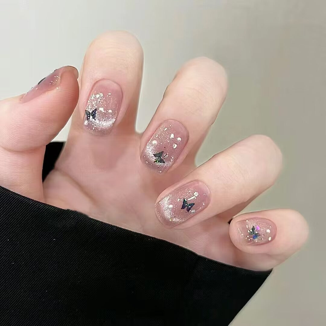 Elegant Foil and Floral Press-On Nail Set Kalsten
