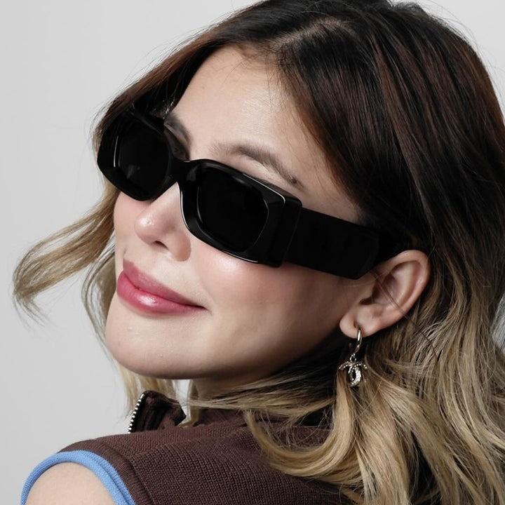 Women's fashionable square sunglasses with transparent frame and protective UV filter Kalsten