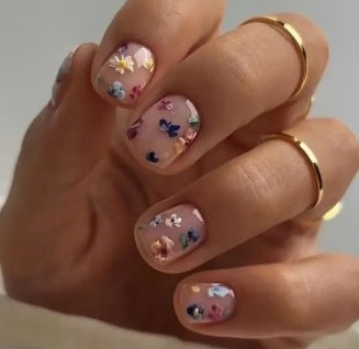 Floral-Themed Nail Art Enhancements Kalsten