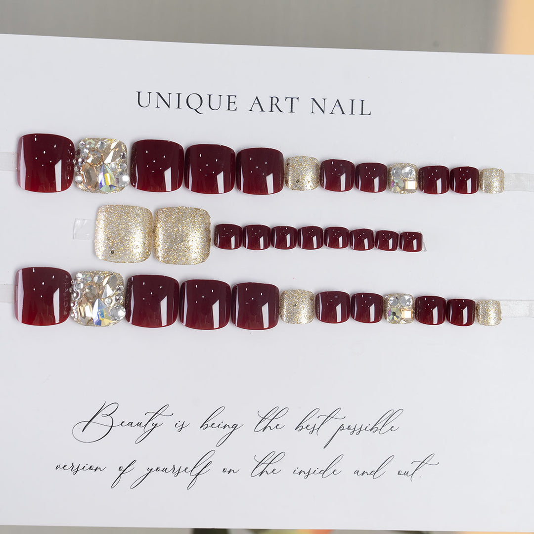 Rhinestone-Embellished Pedicure Nail Art  1791110448
