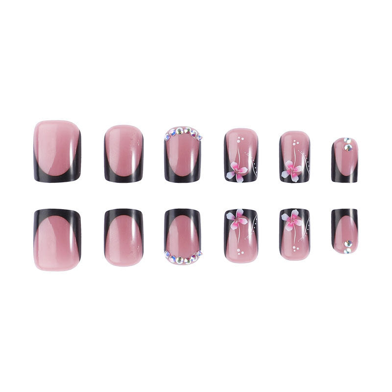 Floral Accent Press-On Nail Set