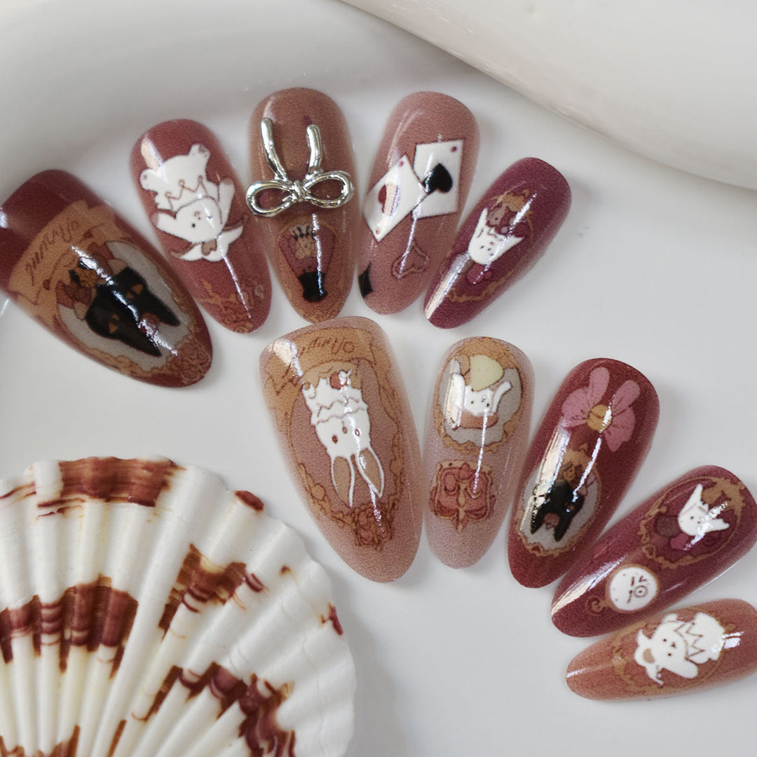 Whimsical Character-Themed Press-On Nail Art Kalsten