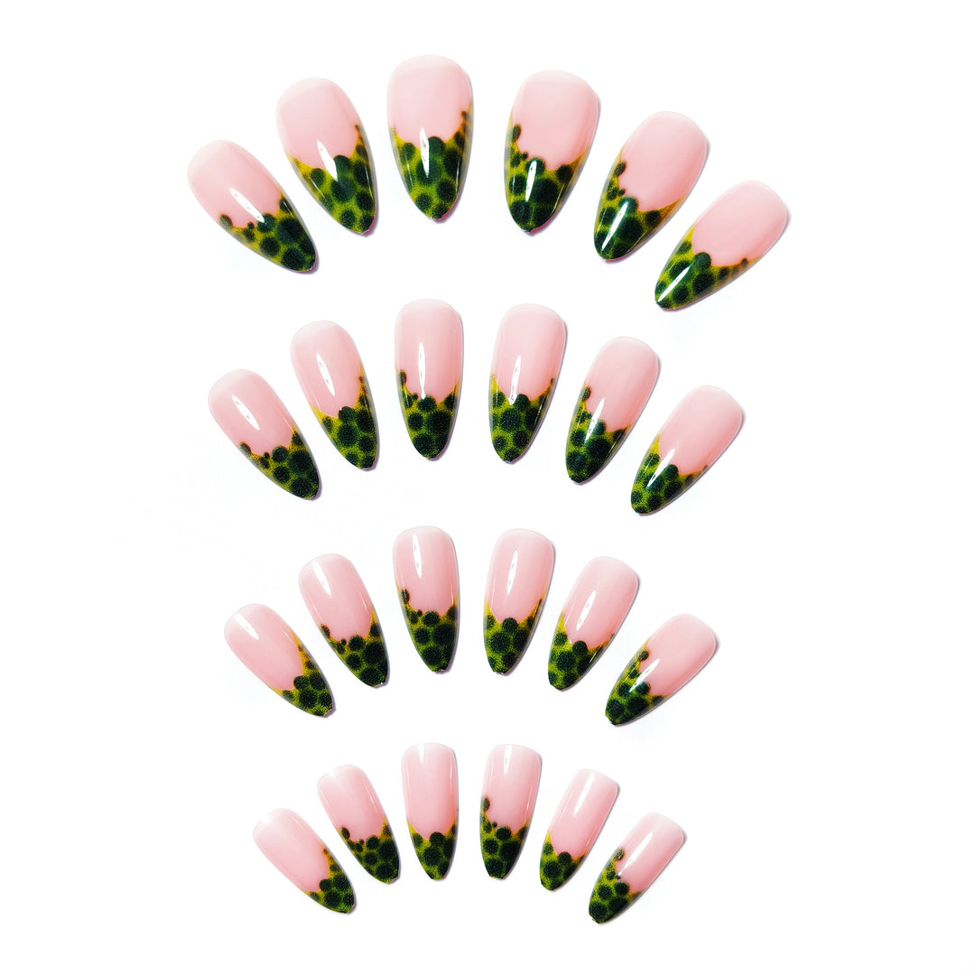 Artistic Green-Gradient Gel Nail Art Kalsten