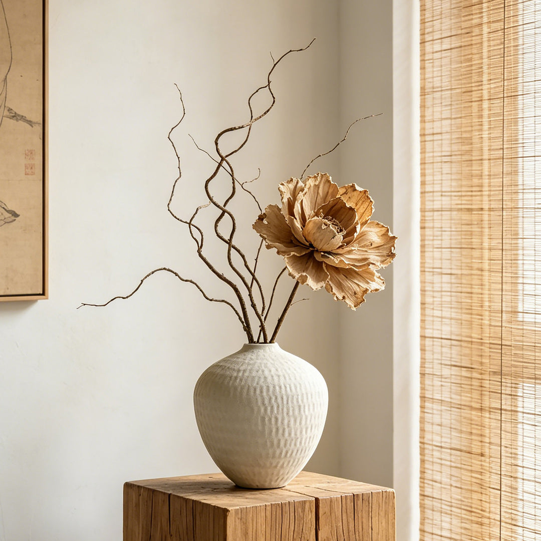 Elegant Ceramic Vase Kalsten