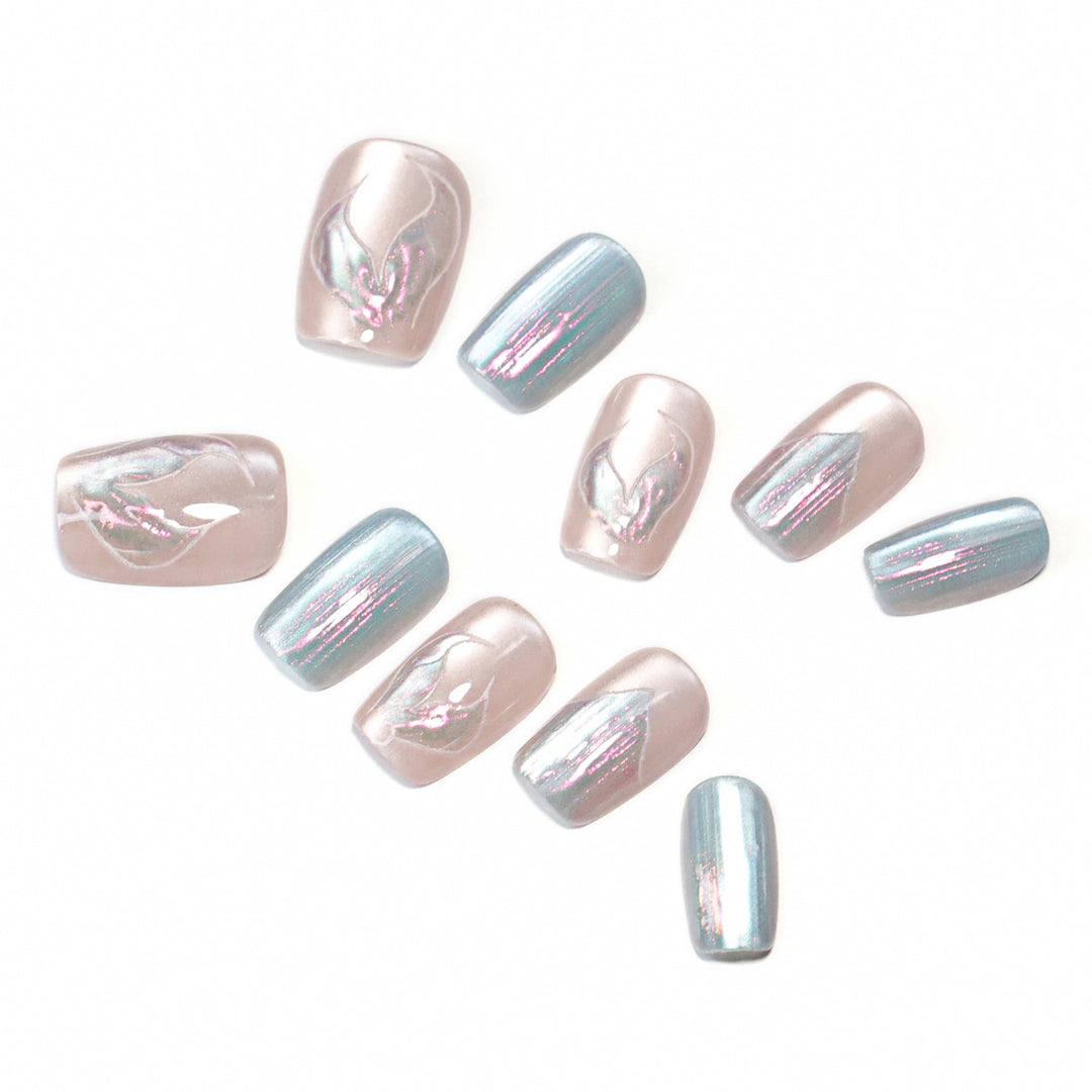 Artistic Nail Tips with Floral Design Kalsten