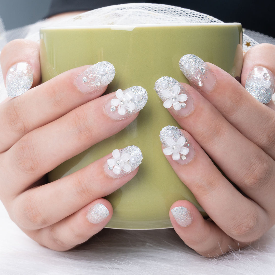 Decorative Press-On Nail Art Set with Floral Accents