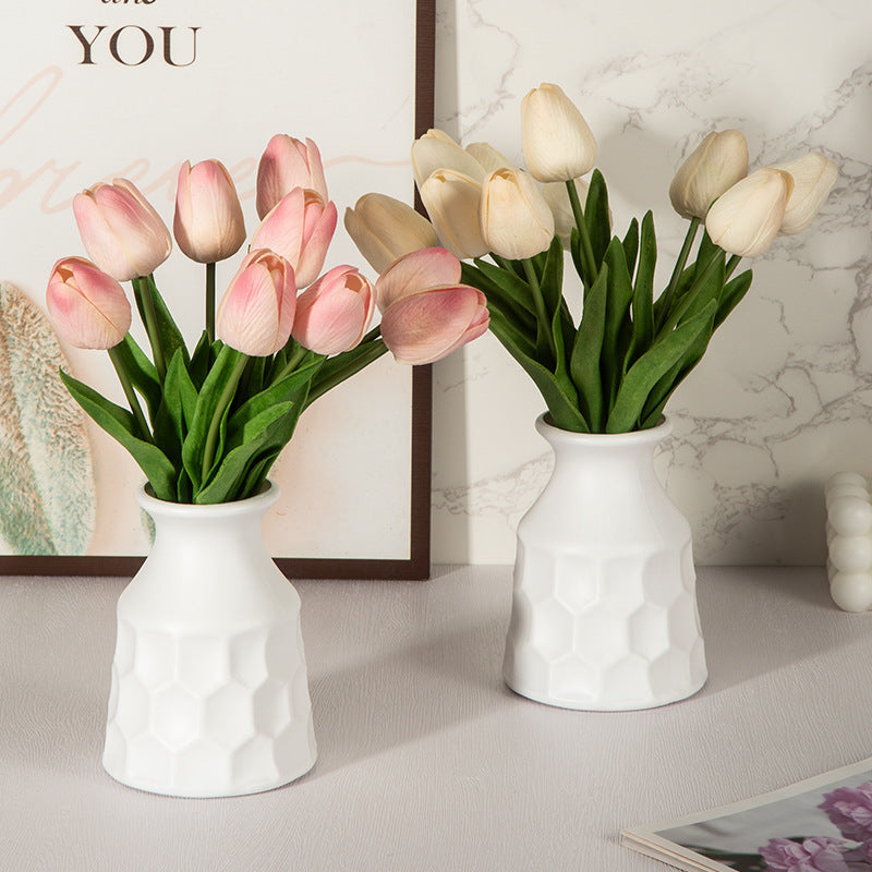 Textured Honeycomb Ceramic Vase Kalsten