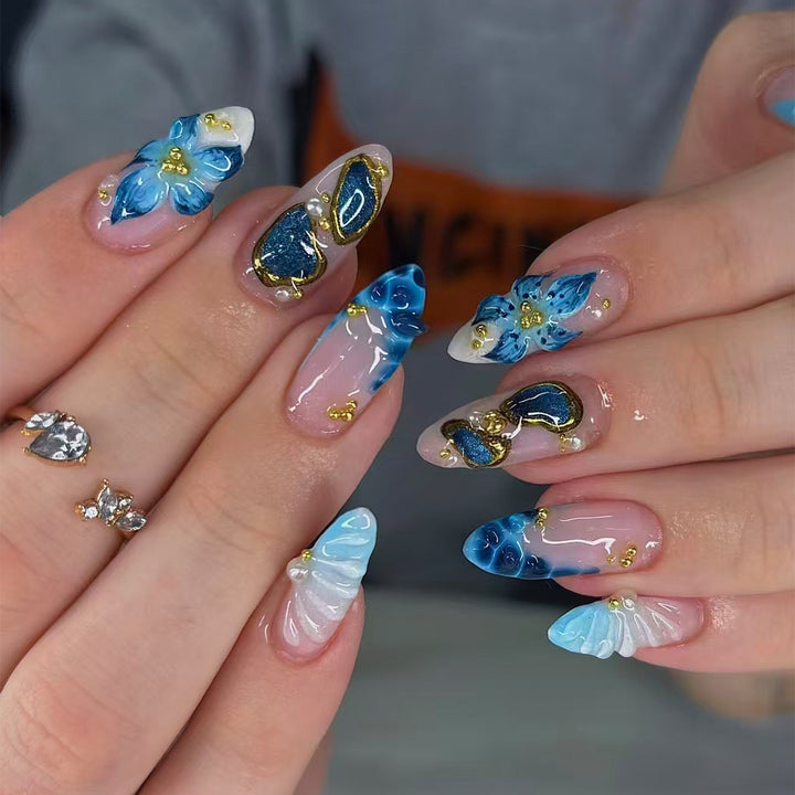 Floral Patterned Press-On Nail Art Kalsten