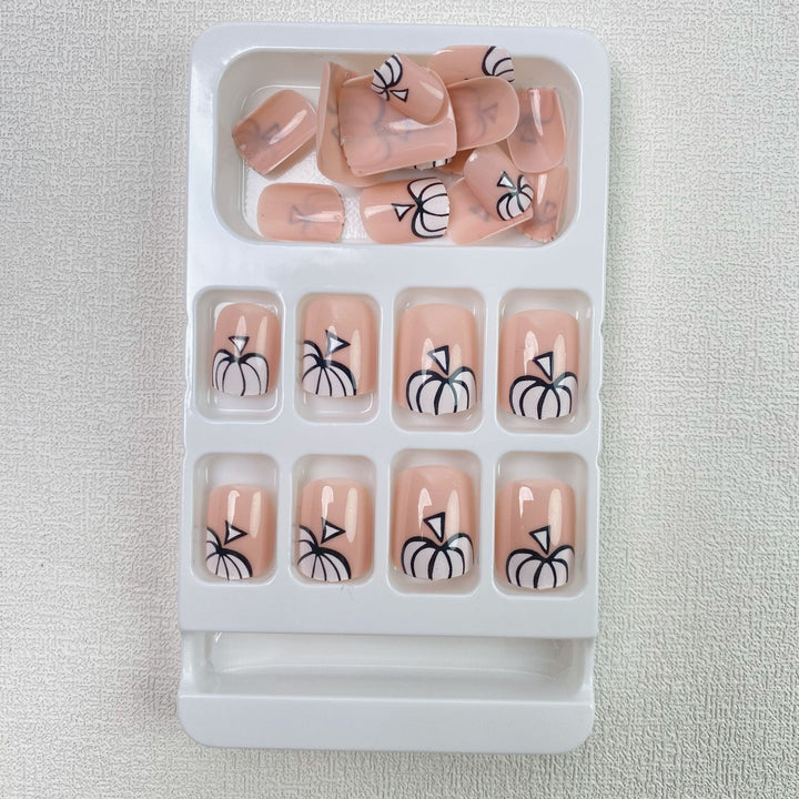Artistic Halloween-Themed Press-On Nail Set Kalsten