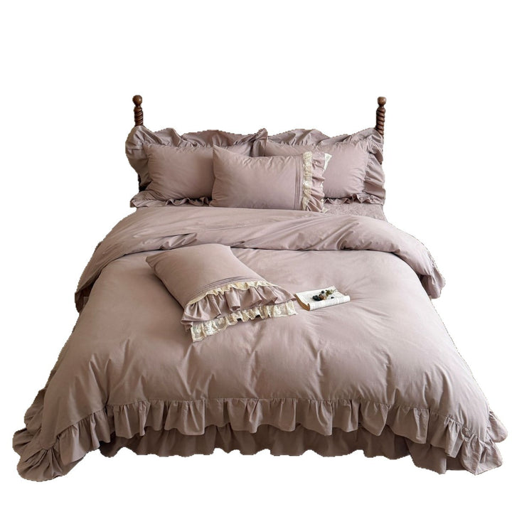 Romantic ruffle bedding set with lace trim and cotton-linen blend